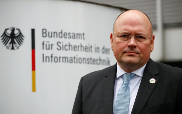 Глава киберведомства ФРГ уволен после сообщений о связях с РФ - Spiegel