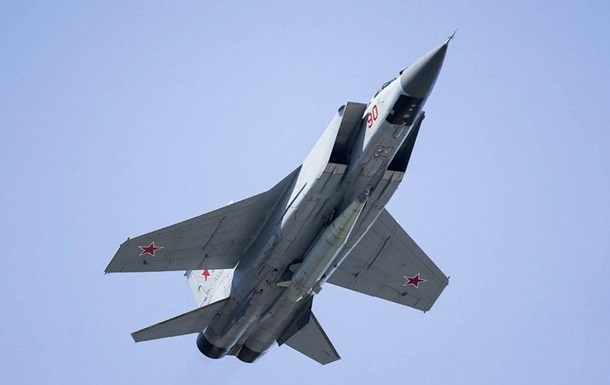 Росія підняла перехоплювачі МіГ-31 у небі над Білоруссю