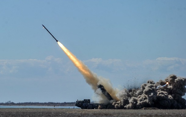 Над Днепропетровской областью сбили ракету