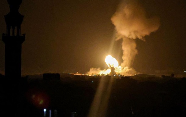 Міноборони Сирії: Ізраїль завдав ударів по околицях Дамаска