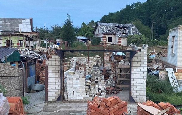 Як відновлюють зруйноване війною житло на Чернігівщині