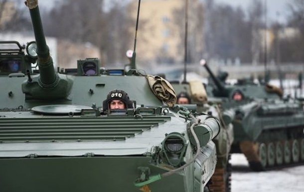 Лукашенко передав РФ ще 20 БМП-2 - соцмережі