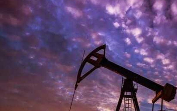 Нафтові ігри: Саудівська Аравія  підставляє  Іран  під санкції через конкуренцію