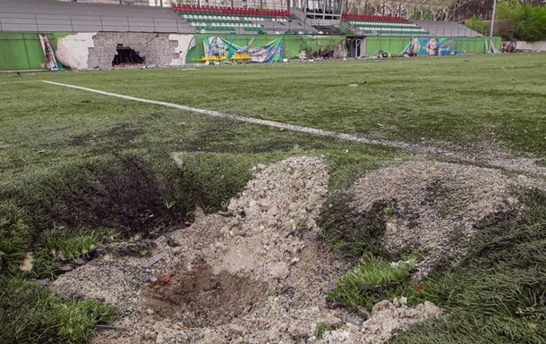 ФК Шахтер передал $100 тысяч на восстановление стадиона в Ирпене