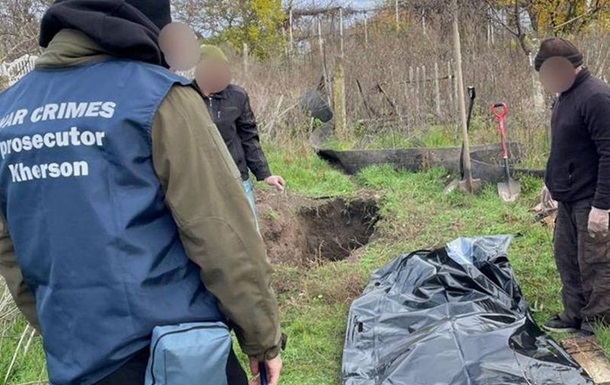 На звільненій Херсонщині знайшли тіла цивільних, убитих росіянами