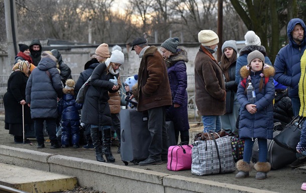 Россияне планируют  эвакуировать  население трех городов Луганщины - ВСУ