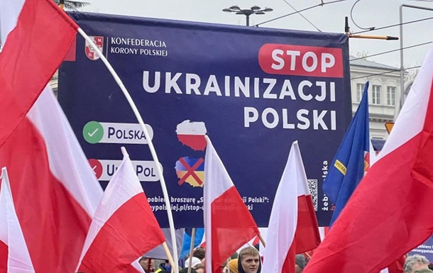 З чим стикаються українські біженці у Польщі