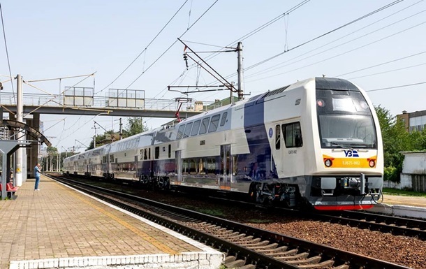 Укрзализныця заявила о значительных задержках в движении поездов