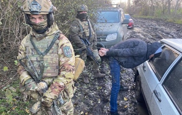 Задержан житель Николаевщины, торговавший трофейным оружием 