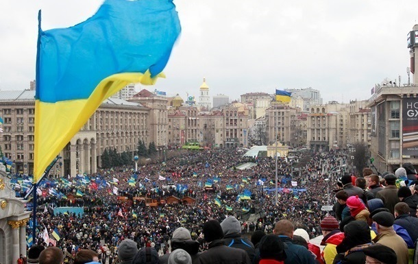 Зеленський привітав українців із Днем гідності