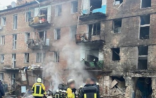Унаслідок ударів по Україні шестеро людей загинуло та 36 постраждало
