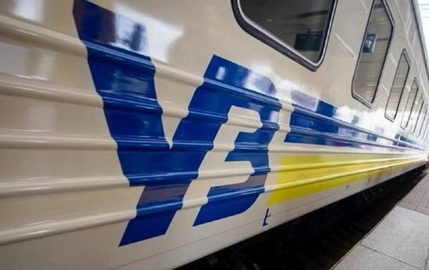 В Украине более чем на час опаздывают 14 поездов