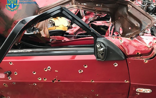 Окупанти на Херсонщині розстріляли автомобіль із цивільними