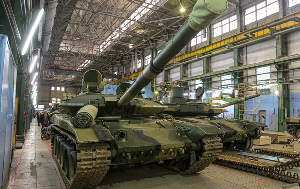 На найбільший у Росії танковий завод відправили працювати ув язнених