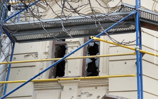 Враг обстрелял художественный музей в Херсоне