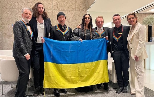 Jamala performed the Ukrainian anthem at the Kennedy Center Honors