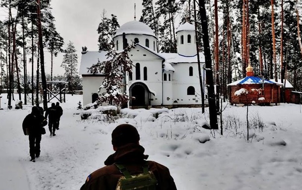 СБУ обыскивает монастыри УПЦ МП на Житомирщине