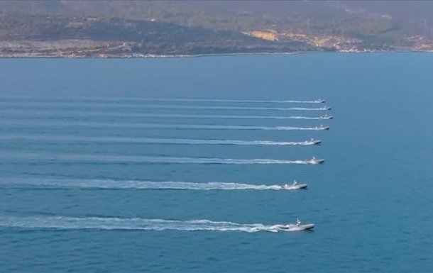 У Туреччині показали безпілотний морський катер