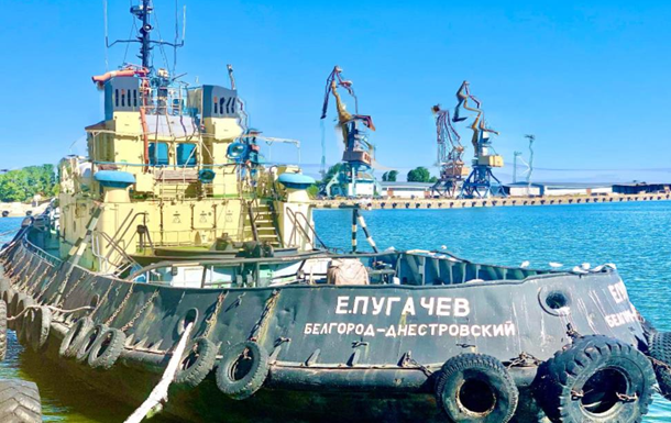 В Белгород-Днестровском порту декоммунизровали буксир
