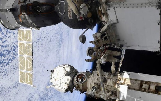 Роскосмос заявив про пошкодження обшивки корабля Союз на МКС