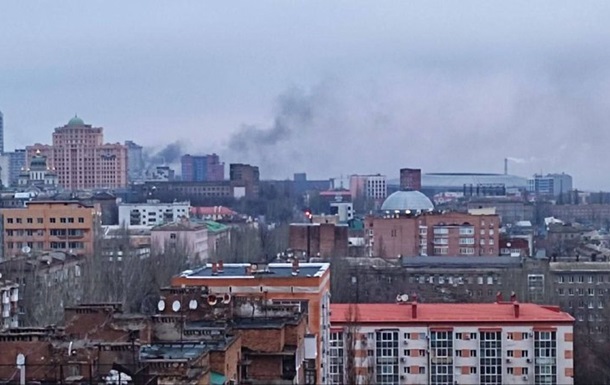 У Донецьку лунають вибухи - соцмережі