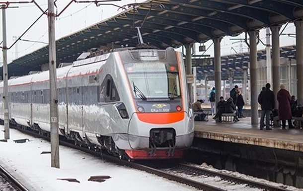 УЗ запустила поезд Киев - Славское на праздники