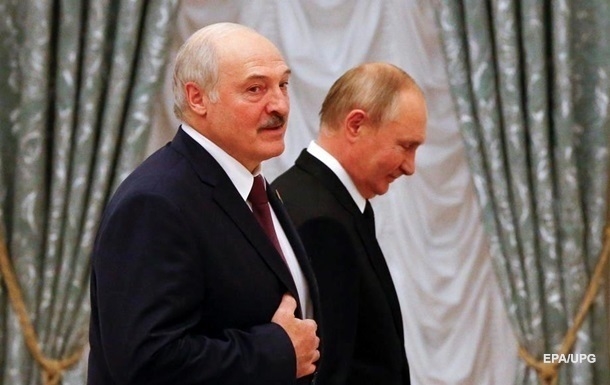 РФ передала Білорусі комплекси С-400 та Іскандер – Лукашенко