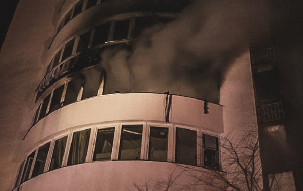 В Киеве горела квартира в недостроенной многоэтажке