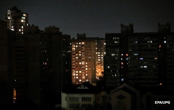 NASA показали фото Киева после атак на энергетику Украины