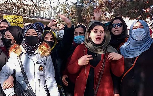 НУО зупиняють роботу в Афганістані через заборону для жінок