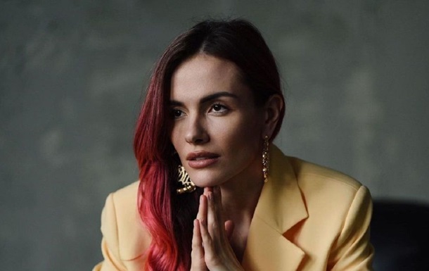 Українська співачка відповіла на критику щодо кольору волосся