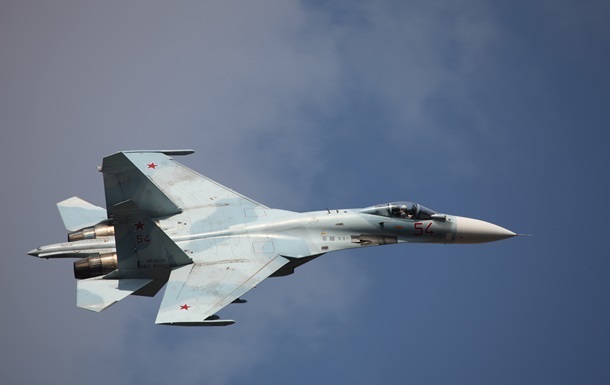 Россияне сбили в Энгельсе собственный Су-27 - СМИ