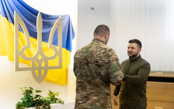 Zelensky awarded 95 defenders of Ukraine