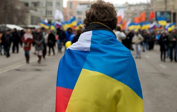 Большинство украинцев уверены: власть не пойдет на компромиссы с РФ - опрос