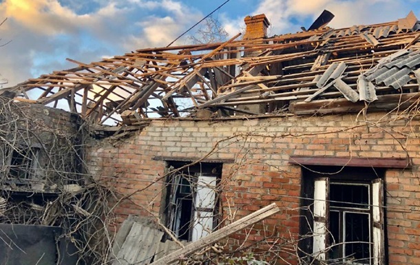 Окупанти вночі обстріляли дві громади на Дніпропетровщині