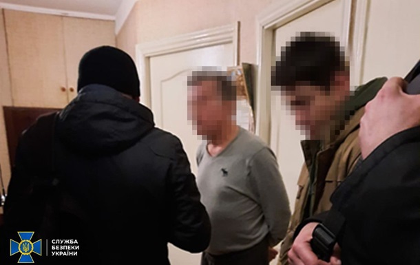 У Києві затримано організаторів  фабрики тролів 