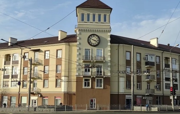 Росіяни знесли у Маріуполі Будинок з годинником – мерія