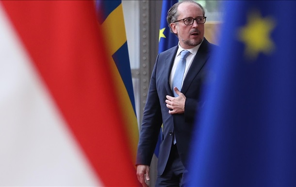 Глава МЗС Австрії закликав Європу  не перегнути палицю  з Росією