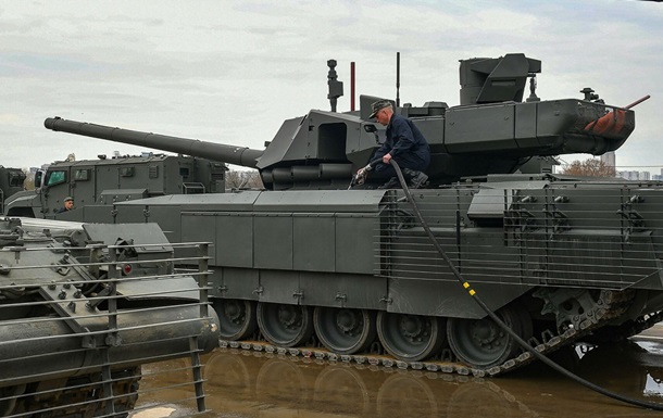 РФ не выгодно применять на поле боя новейший танк Т-14 Армата - разведка