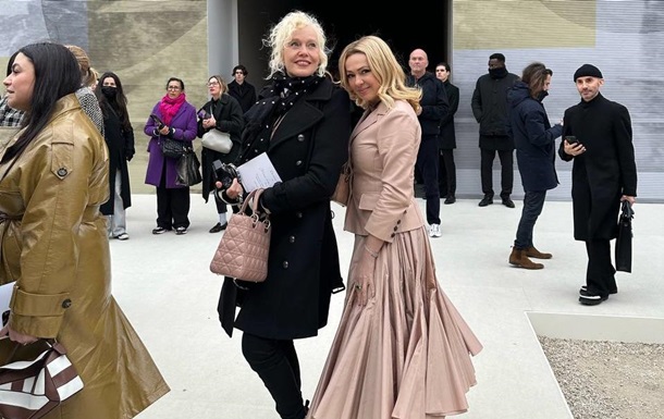 Dior запросив на показ ведучу з РФ, яка підтримує війну