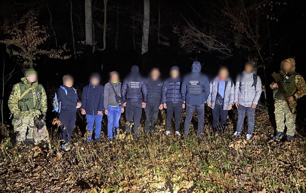 Семь иностранцев пытались нелегально перейти украино-словацкую границу 