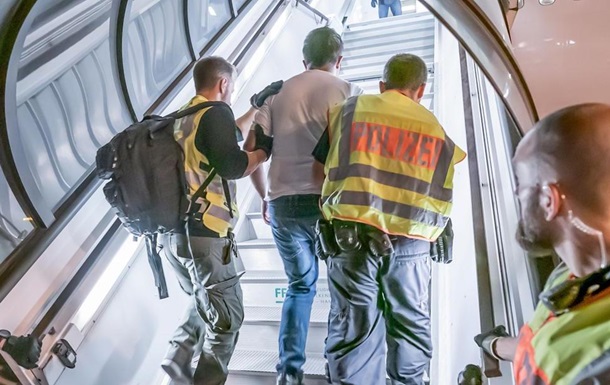 The European Commission announced a new strategy for the deportation of illegal immigrants