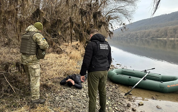 Молдаванин пытался  помочь  пятерым уклонистам бежать из Украины  