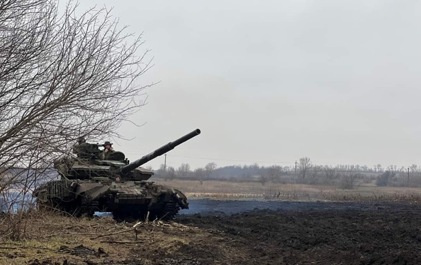 Ворог наступає на чотирьох напрямках - Генштаб