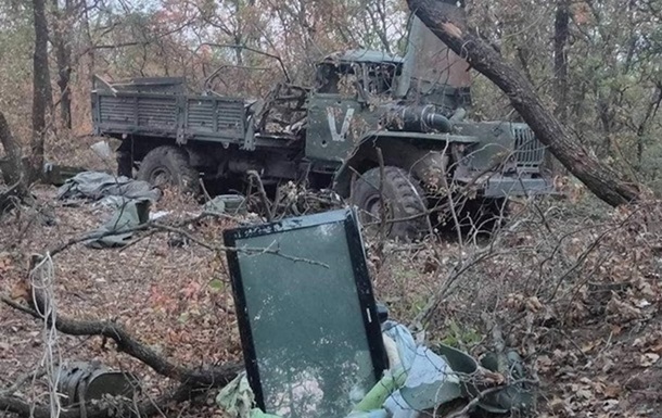 Противник здійснює перегрупування - Генштаб