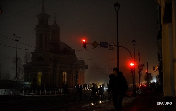 В Киеве и области вводятся частичные отключения света 