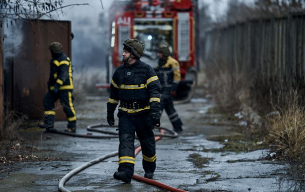 The occupiers shelled the lyceum in Kherson, a fire broke out
