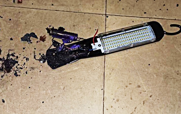 Во Львове женщина пострадала от взрыва LED-фонаря
