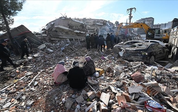 У Туреччині знову зросла кількість жертв землетрусу