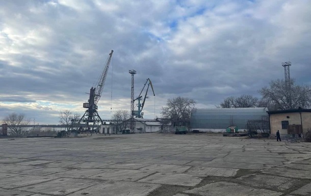 Ukraine received money for the sold port